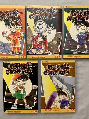 Case Closed Volumes 1, 2, 3, 5, 10 by Gosho Aoyama Manga Books / Paperback